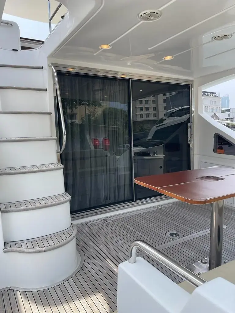 2017 Azimut 60