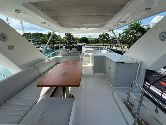 Azimut 60