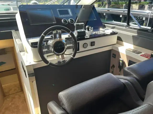 Azimut 60