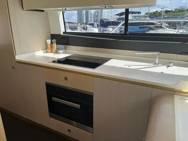 Azimut 60