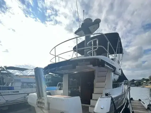 Azimut Magellano 43