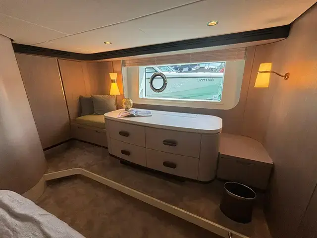 Azimut 60