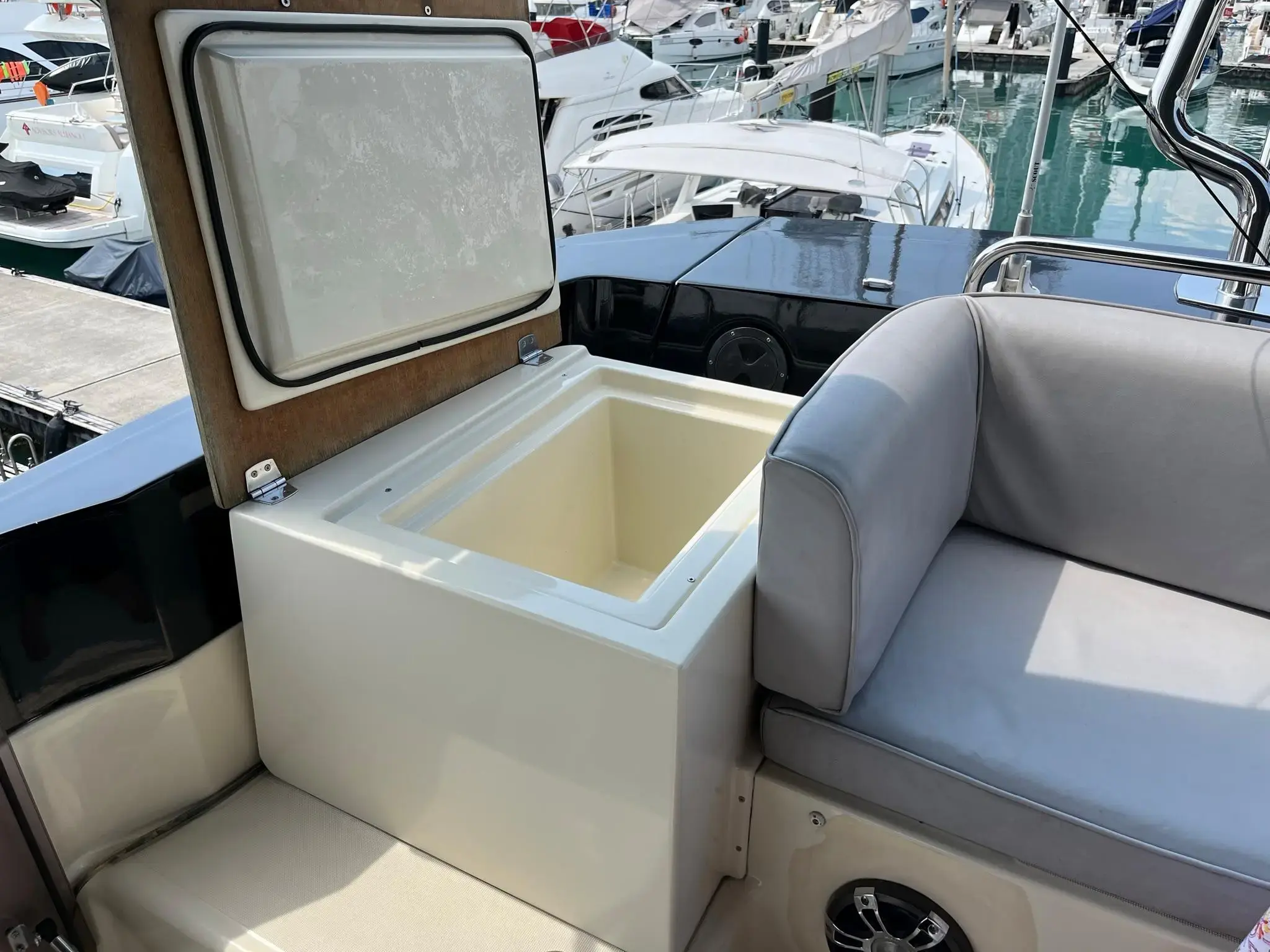 2015 Beneteau monte carlo 5