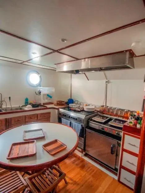 1978 Custom 26m expedition trawler