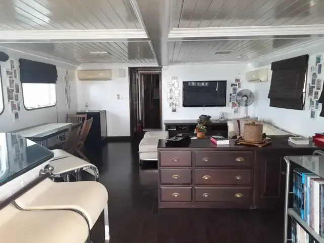 Custom 26m Expedition Trawler