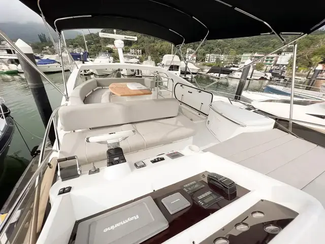 Sunseeker Manhattan 52