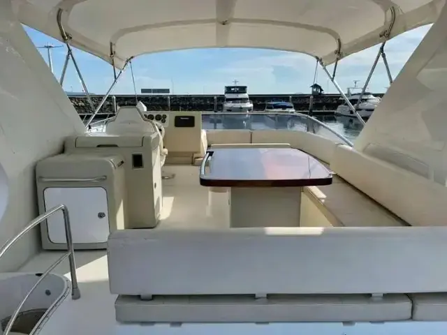 Azimut 64