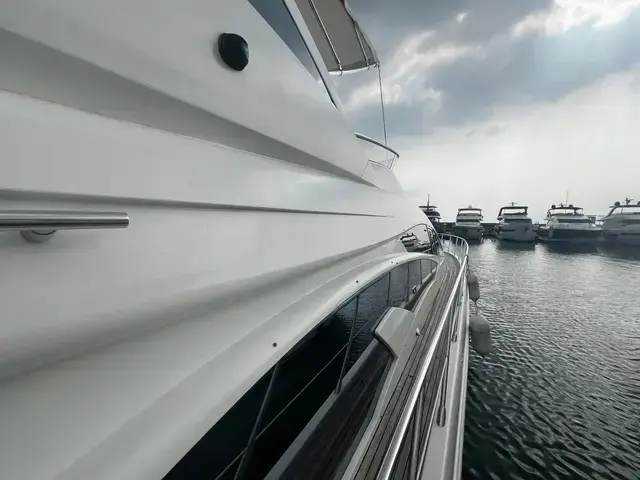 Azimut 64