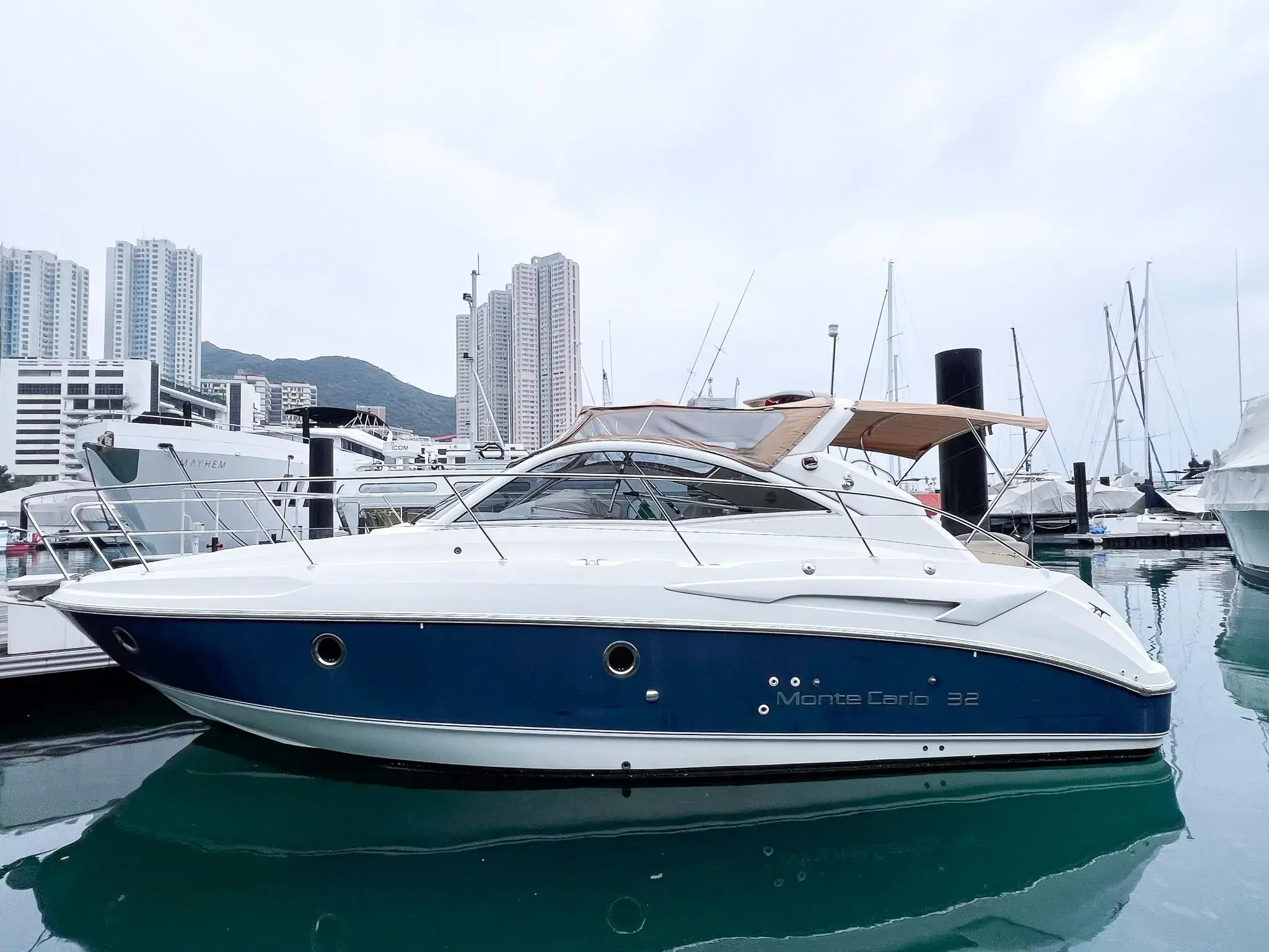 2010 Beneteau monte carlo 32