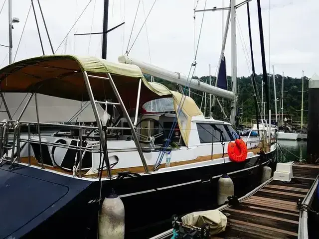 Sailboat 65ft Cutter Sloop