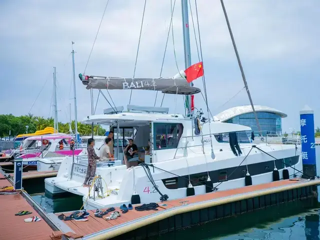 Bali Catamarans 4.2