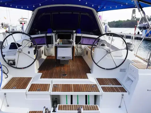 Beneteau Oceanis 48