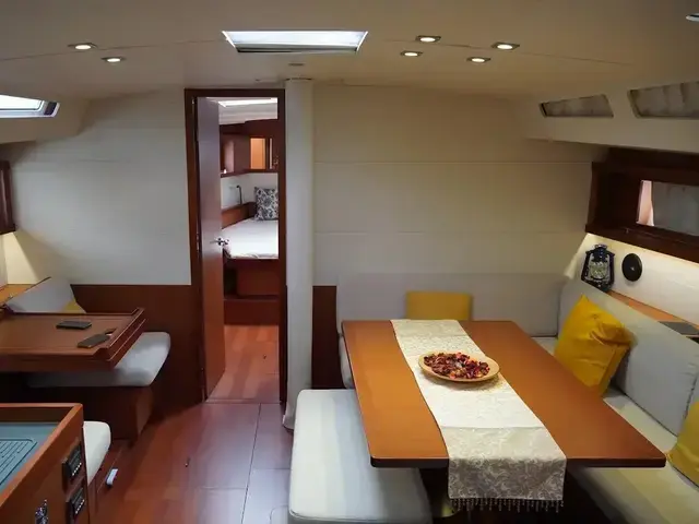 Beneteau Oceanis 48