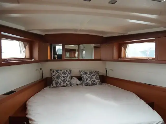 Beneteau Oceanis 48