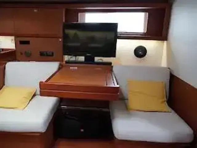 Beneteau Oceanis 48