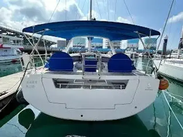 Beneteau Oceanis 48