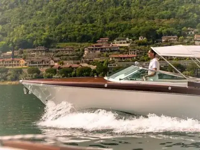 Riva Aqua