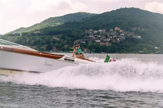 2011 Riva aqua