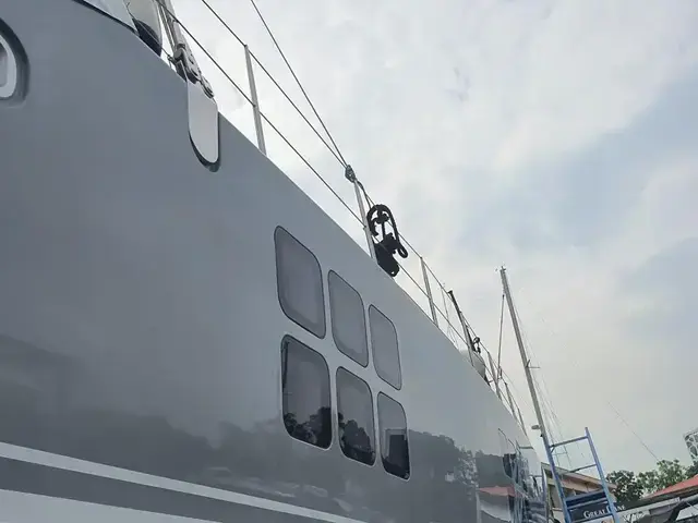 Sunreef 62 Sailing