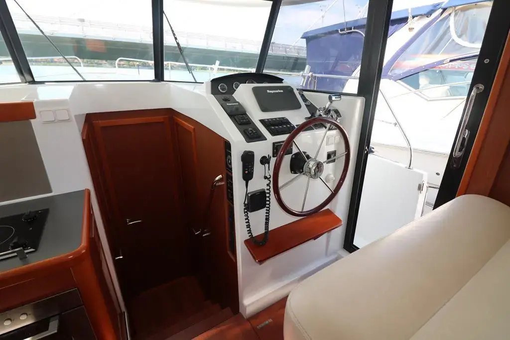 2014 Beneteau swift trawler 34