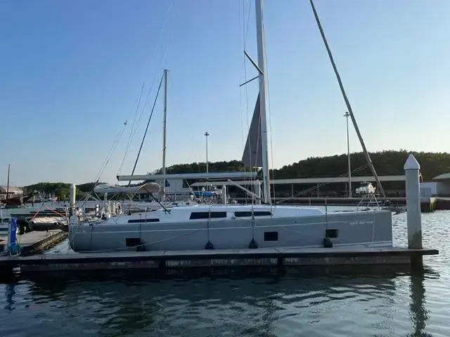 Hanse 418