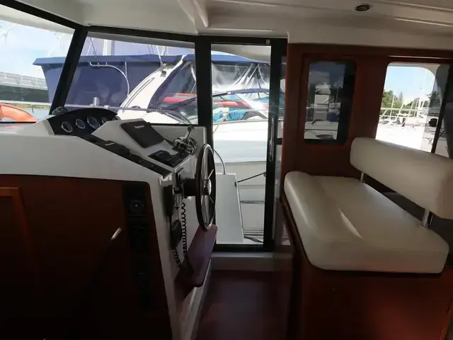 Beneteau Swift Trawler 34 Fly