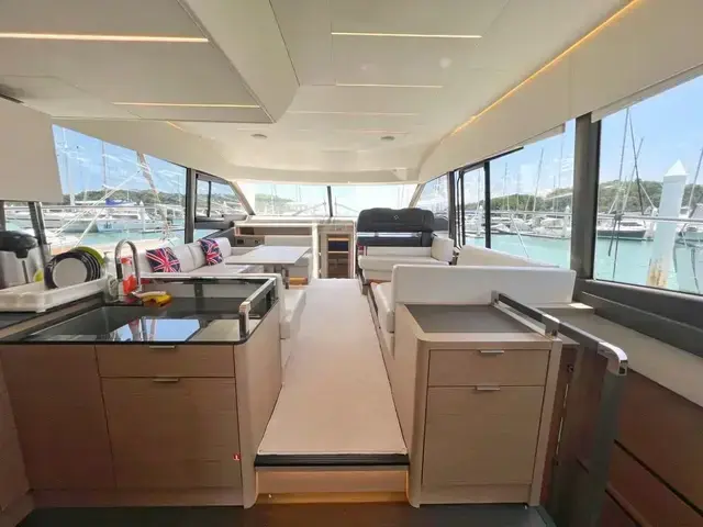 Prestige 590