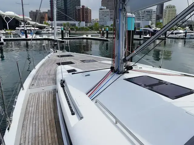 Beneteau Oceanis Yacht 54