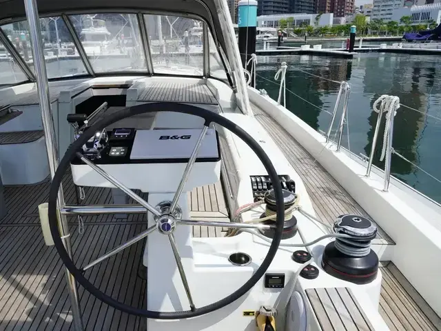 Beneteau Oceanis Yacht 54