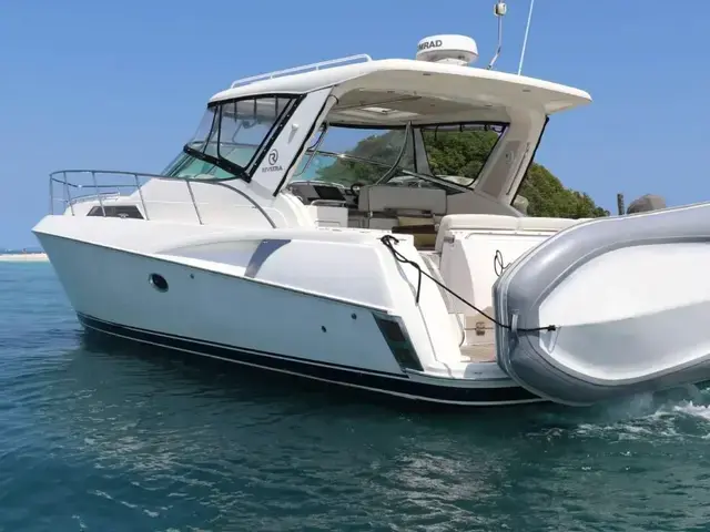 Riviera M400 Sport Cruiser