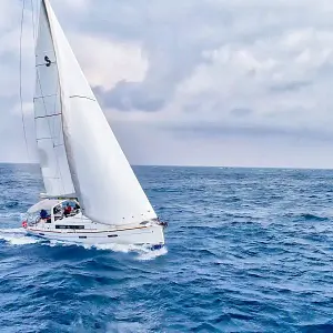 2018 Beneteau Oceanis 45