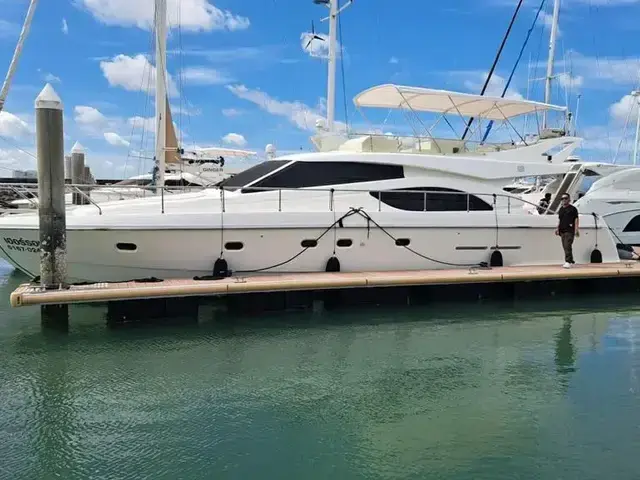 Ferretti Yachts 53