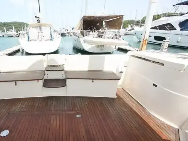 Ferretti Yachts 53