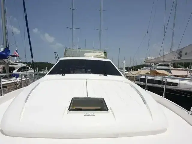 Ferretti Yachts 53