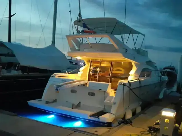 Ferretti Yachts 53