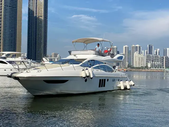 Azimut 48