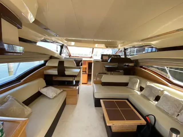 Azimut 48