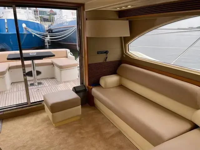 Azimut 53