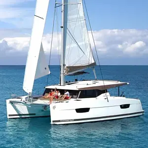 2021 Fountaine Pajot Isla 40