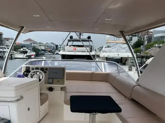 Azimut 53