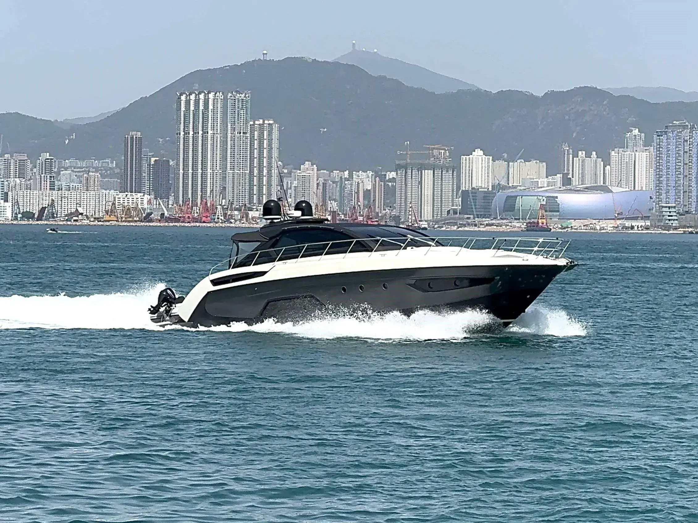 2012 Azimut atlantis 58