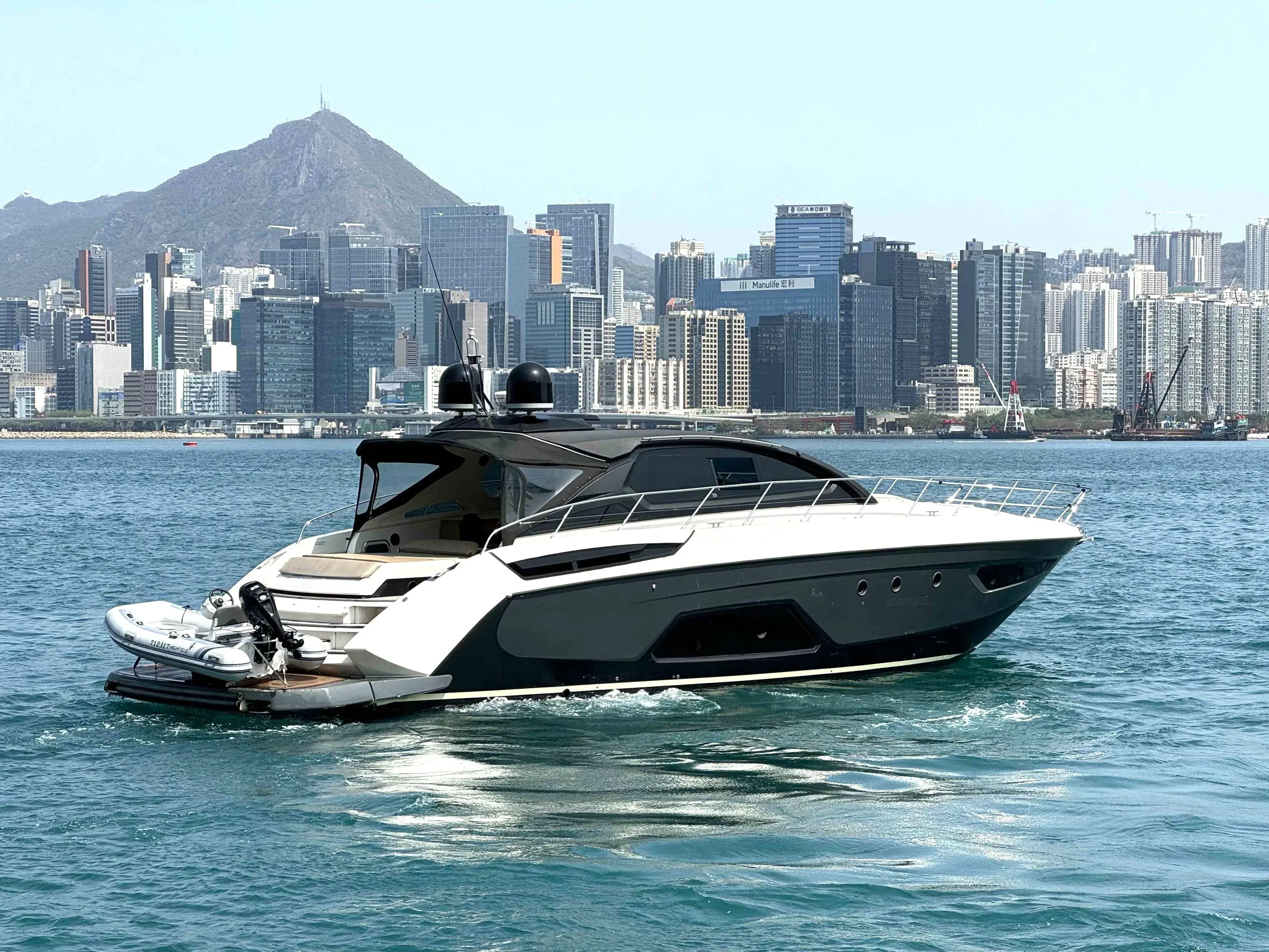 2012 Azimut atlantis 58