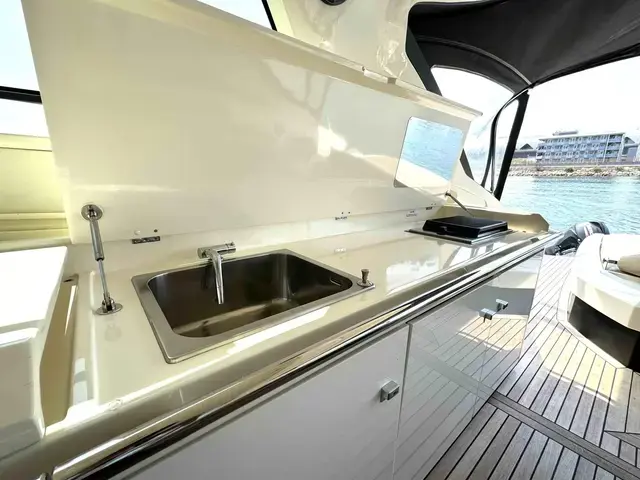 Azimut Atlantis 58