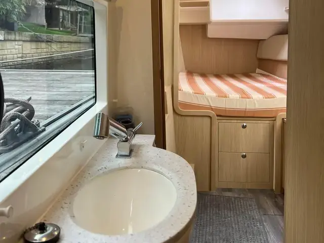 Aquila 36 Sport