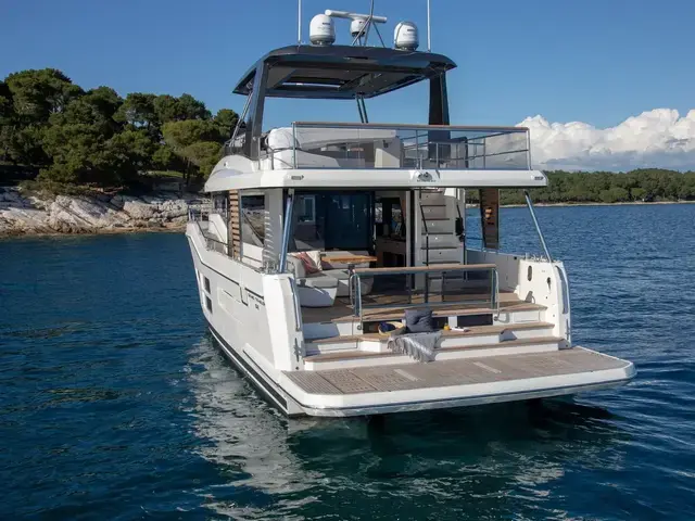 Beneteau Grand Trawler  62