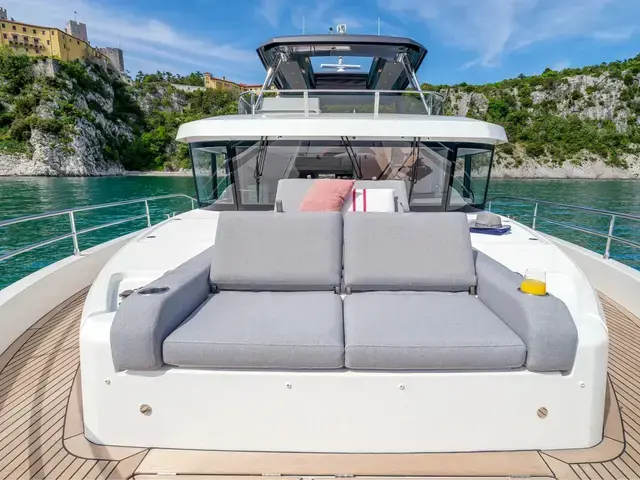 Beneteau Grand Trawler  62