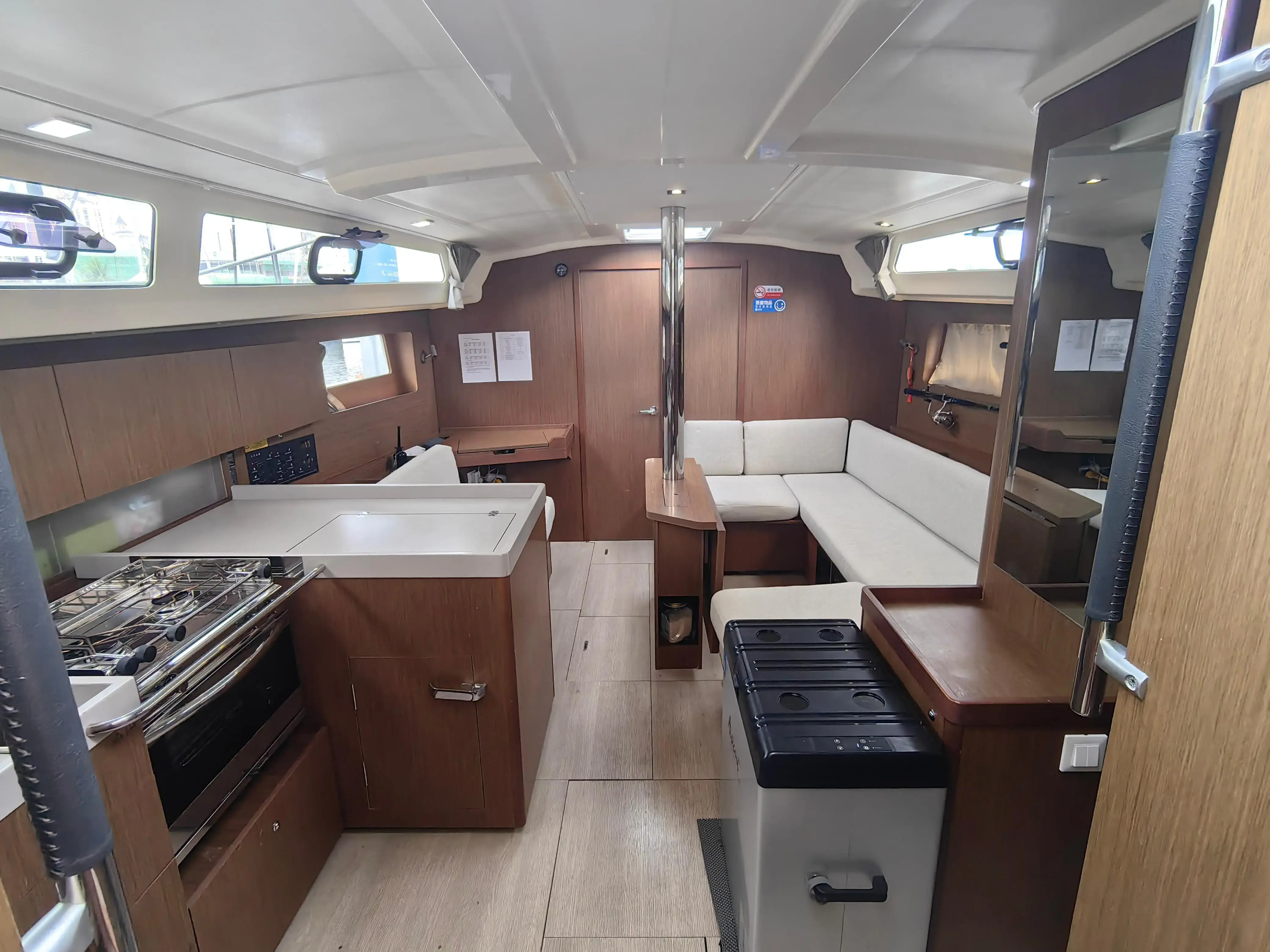 2020 Beneteau oceanis 41.1