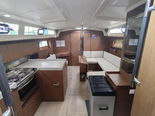 Beneteau Oceanis 41.1