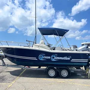 2007 White Shark Boats 205 Club Edition