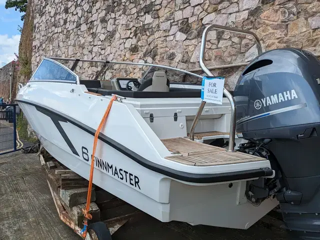 Finnmaster Day cruiser T6